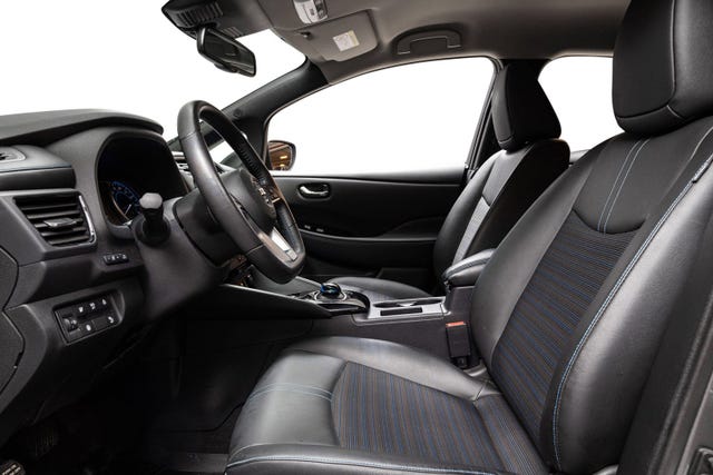 2020 NISSAN LEAF - 9
