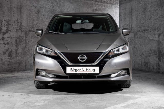 SJNFAAZE1U0112136 2020 NISSAN LEAF-2
