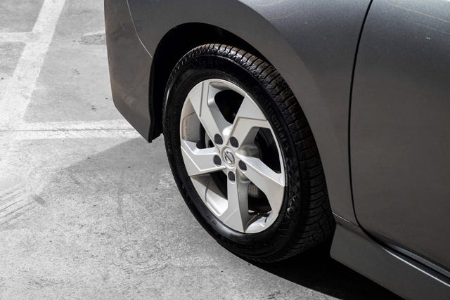 2020 NISSAN LEAF - 26