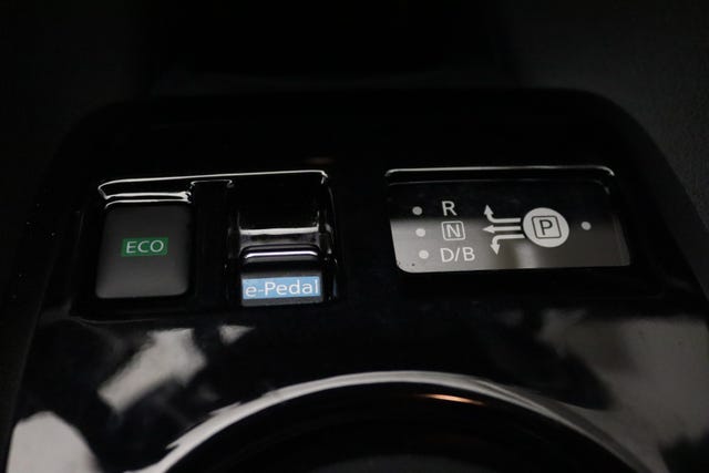 2018 NISSAN LEAF - 21