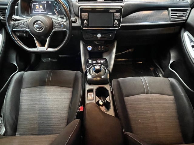 2018 NISSAN LEAF - 23