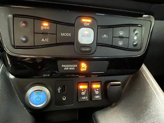 2018 NISSAN LEAF - 20