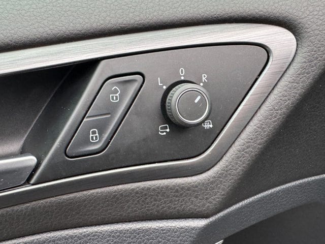 2018 VOLKSWAGEN GOLF - 16