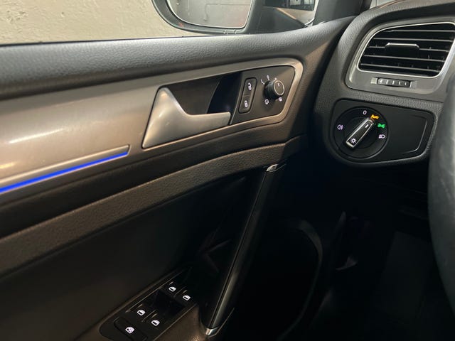 2015 VOLKSWAGEN GOLF - 15