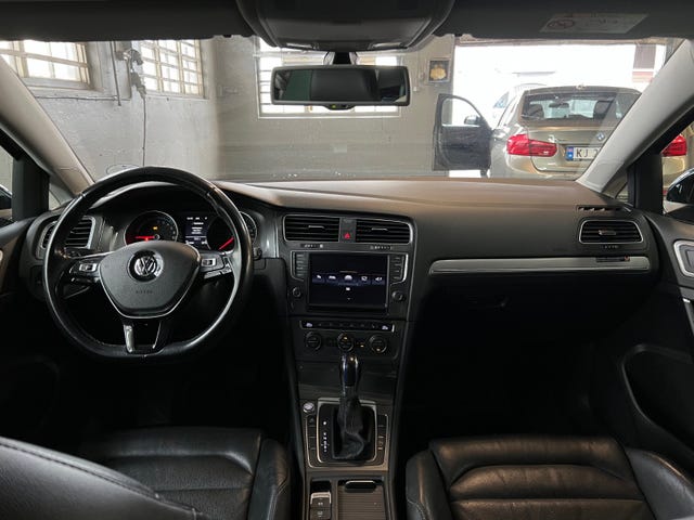 2015 VOLKSWAGEN GOLF - 9