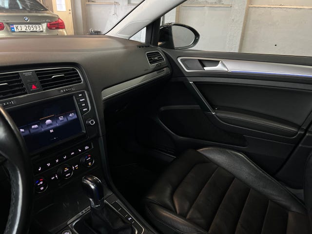 2015 VOLKSWAGEN GOLF - 13