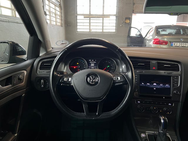 2015 VOLKSWAGEN GOLF - 11