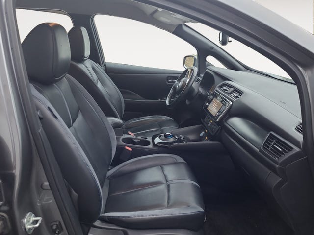 2018 NISSAN LEAF - 14