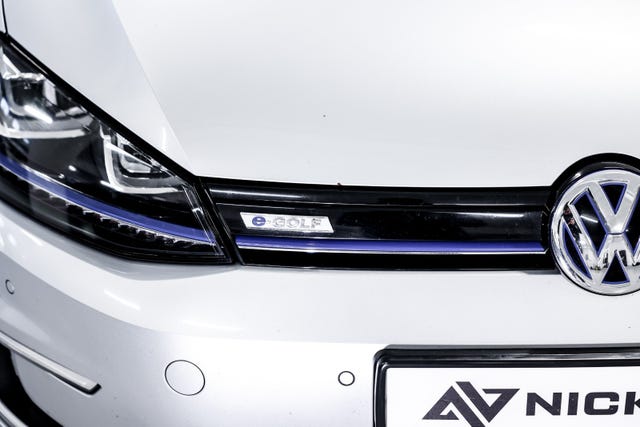 2015 VOLKSWAGEN GOLF - 9