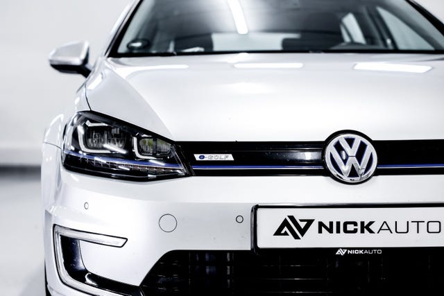 2015 VOLKSWAGEN GOLF - 10
