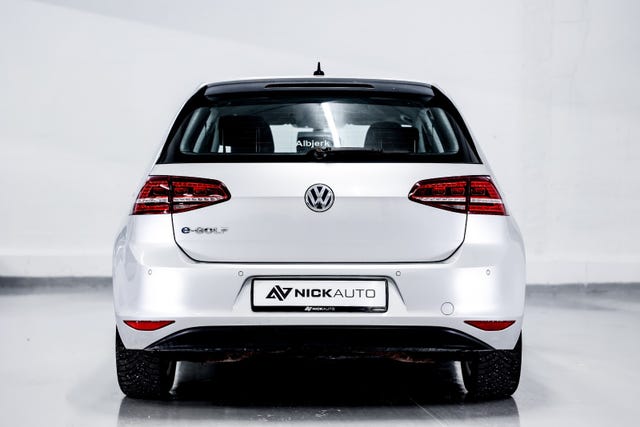 2015 VOLKSWAGEN GOLF - 15