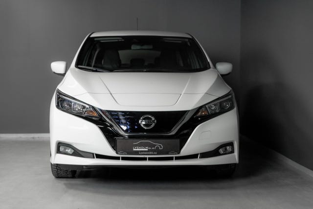 SJNFAAZE1U0147220 2021 NISSAN LEAF-2