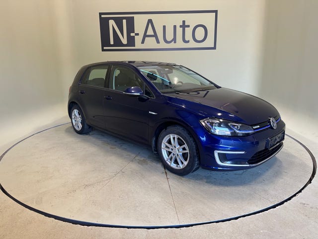 2018 VOLKSWAGEN GOLF - 24