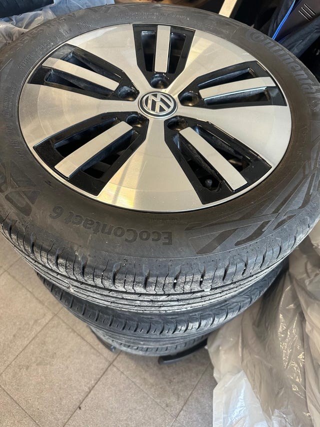 2018 VOLKSWAGEN GOLF - 27