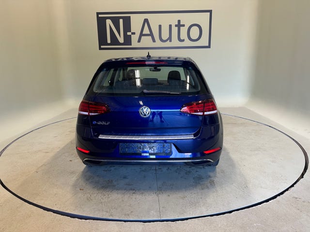 2018 VOLKSWAGEN GOLF - 8