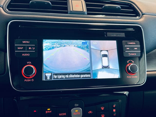 2018 NISSAN LEAF - 15