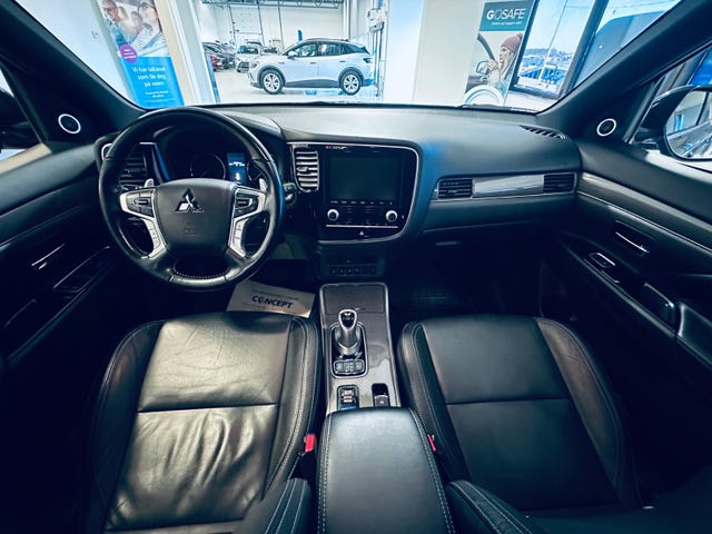 2020 MITSUBISHI OUTLANDER - 11