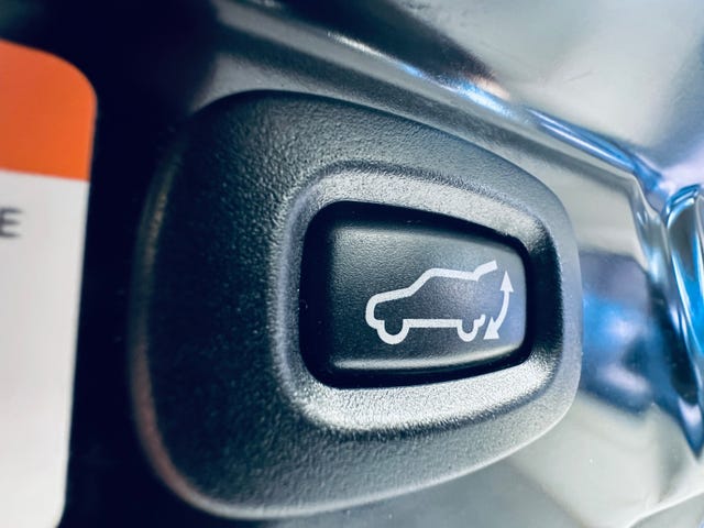 2020 MITSUBISHI OUTLANDER - 9