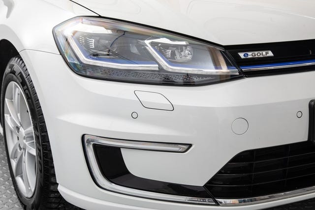 2019 VOLKSWAGEN GOLF - 11