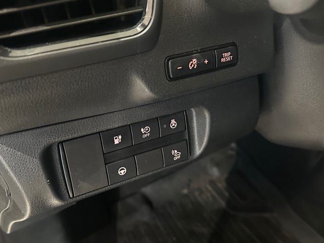 2018 NISSAN LEAF - 23