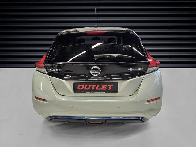 2018 NISSAN LEAF - 7