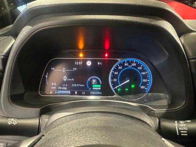 2018 NISSAN LEAF - 20