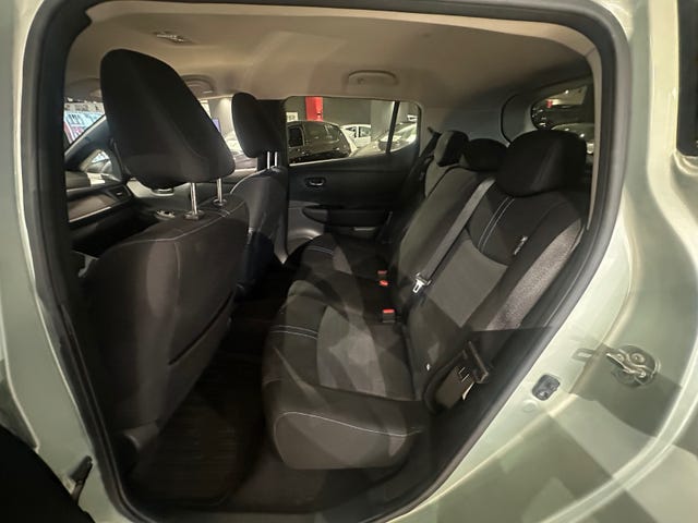 2018 NISSAN LEAF - 14