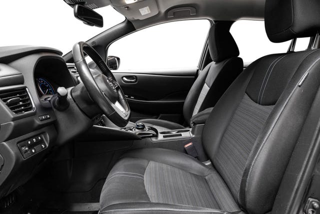 2021 NISSAN LEAF - 9