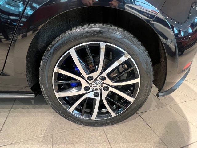 2018 VOLKSWAGEN GOLF - 27