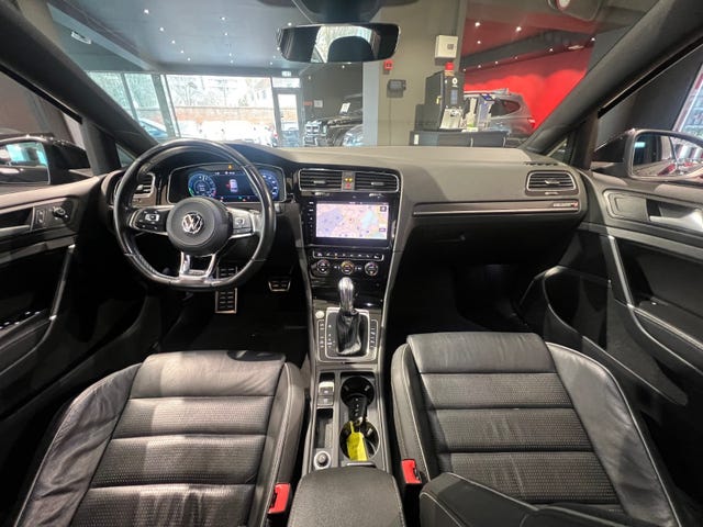 2018 VOLKSWAGEN GOLF - 12