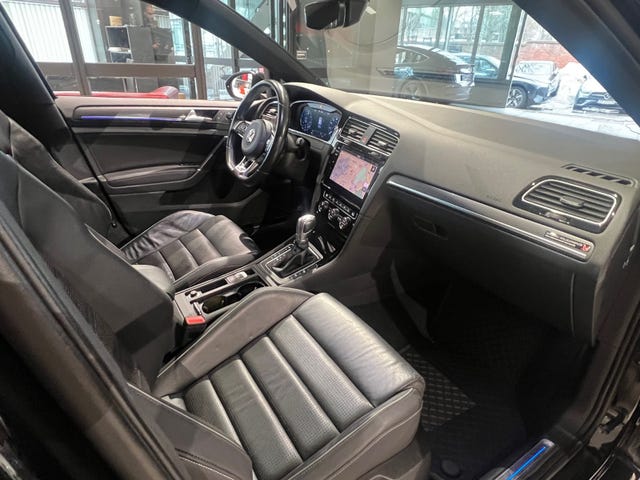 2018 VOLKSWAGEN GOLF - 16