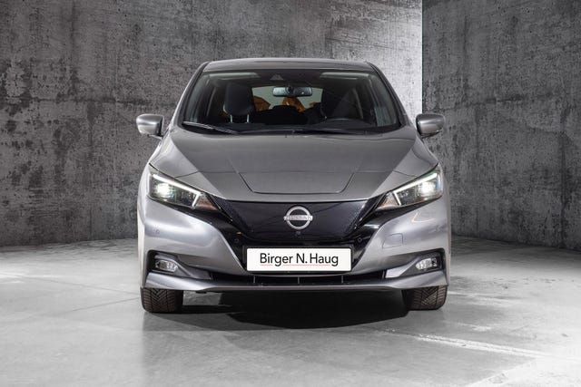 SJNFAAZE1U0165824 2022 NISSAN LEAF-2