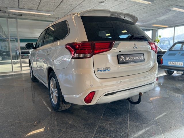 2020 MITSUBISHI OUTLANDER - 7