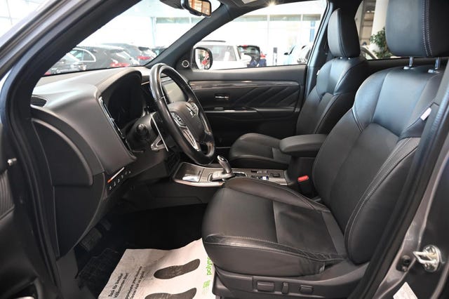 2020 MITSUBISHI OUTLANDER - 17