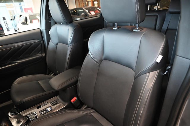 2020 MITSUBISHI OUTLANDER - 18