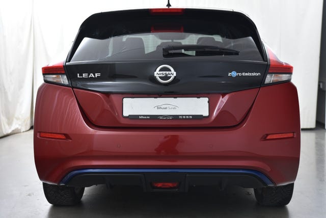 SJNFAAZE1U0024509 2018 NISSAN LEAF-2