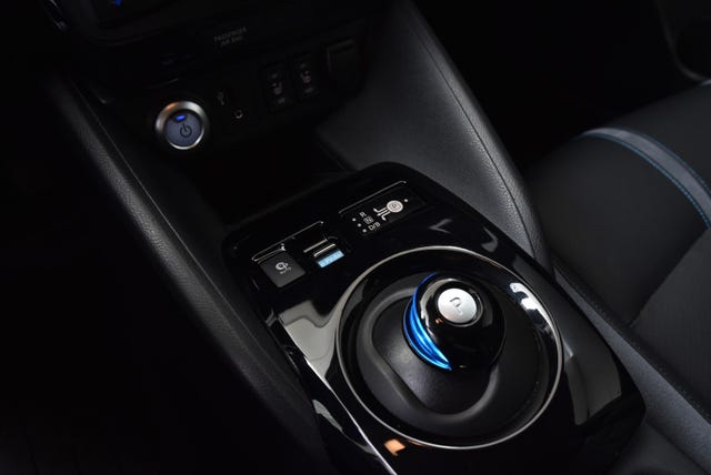 2018 NISSAN LEAF - 21