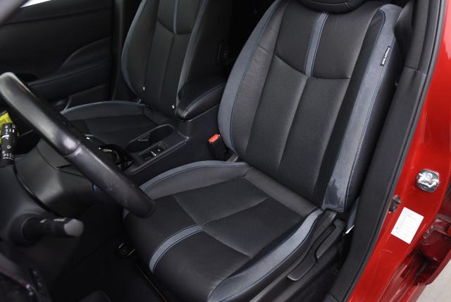 2018 NISSAN LEAF - 11
