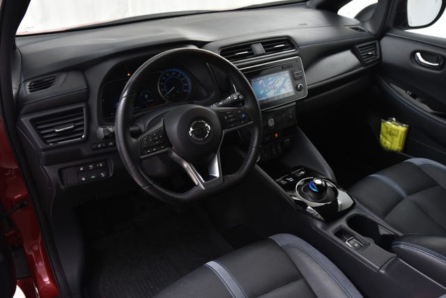 2018 NISSAN LEAF - 9