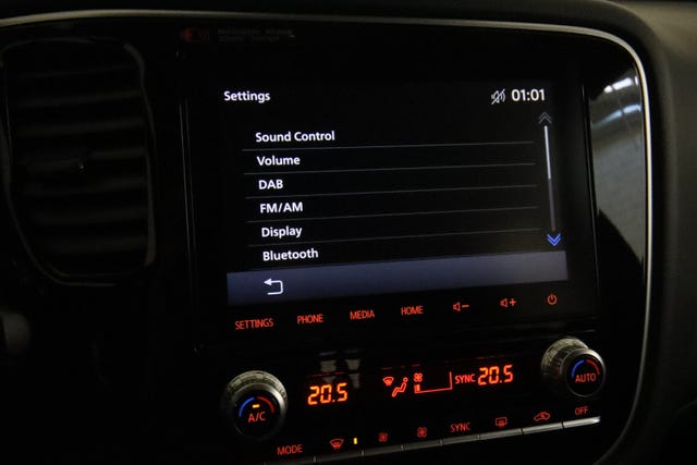 2020 MITSUBISHI OUTLANDER - 21