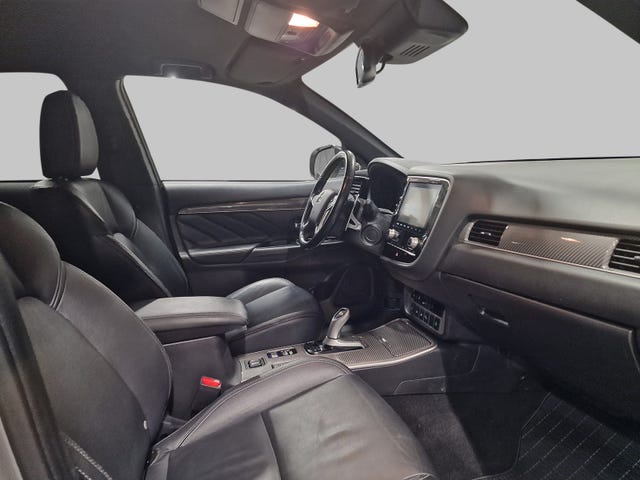 2020 MITSUBISHI OUTLANDER - 19