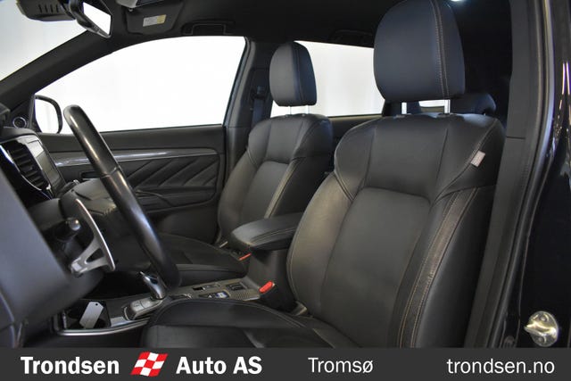 2020 MITSUBISHI OUTLANDER - 12