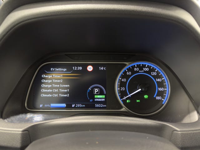 2022 NISSAN LEAF - 20
