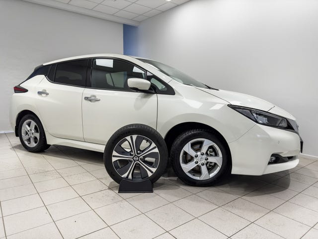 SJNFAAZE1U0144462 2022 NISSAN LEAF-1