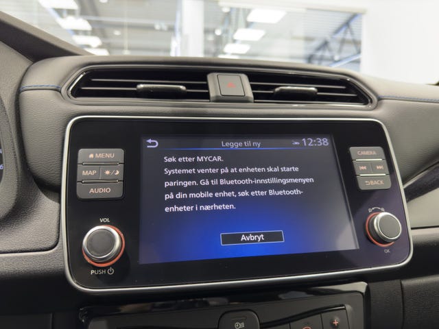 2022 NISSAN LEAF - 24