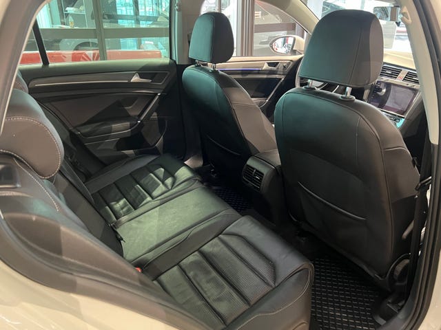 2018 VOLKSWAGEN GOLF - 14