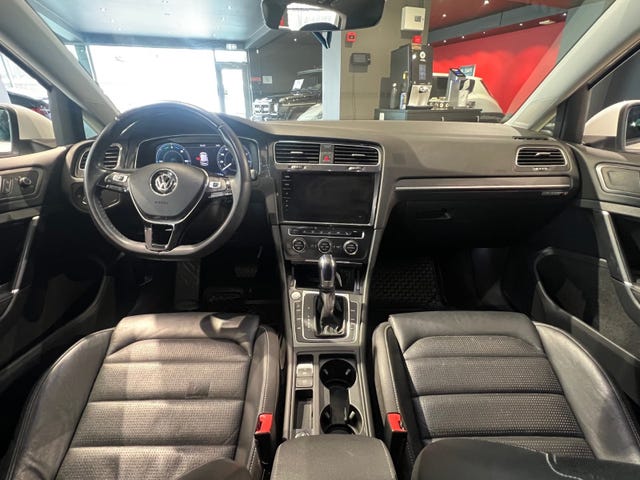 2018 VOLKSWAGEN GOLF - 12