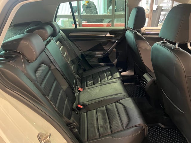 2018 VOLKSWAGEN GOLF - 15