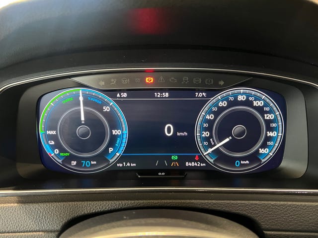 2018 VOLKSWAGEN GOLF - 22