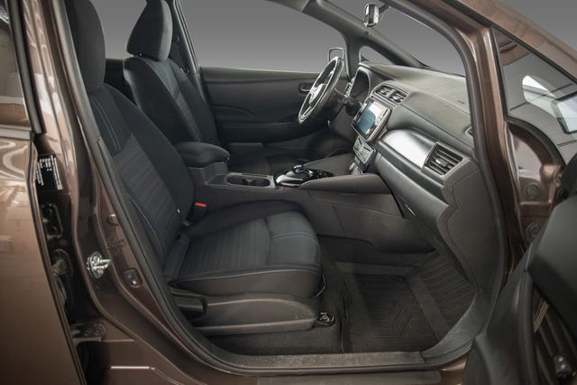 2021 NISSAN LEAF - 15